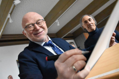 albm2302AsC583BgM4Dv2JXr3W24